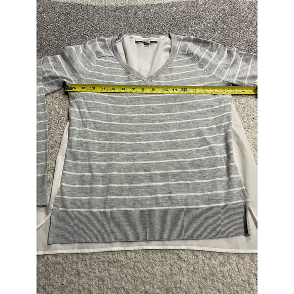 LOFT Women's XS Striped V-Neck Long Sleeve Top Chiffon Back Gray 70146 354980 - Picture 4 of 8